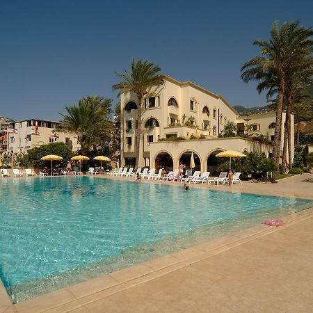 The Four Stars Hotel And Beach Resort Jounieh Faciliteiten foto